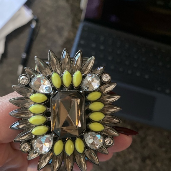 Mid century Vintage Crystal Flower Cuff - Picture 3 of 4